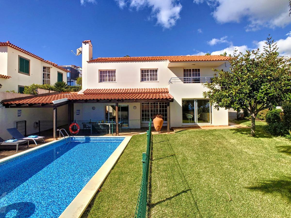 Villa Garajau By Lovelystay Caniço Buitenkant foto
